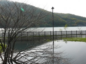 朝里ダムの風景
